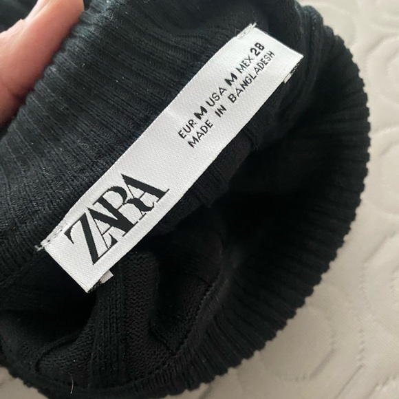 ZARA Black stretchy turtleneck. (Brand New, Never worn) - Picture 4 of 4